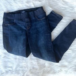 Old Navy Rockstar Built In Sculpt Skinny Jeans